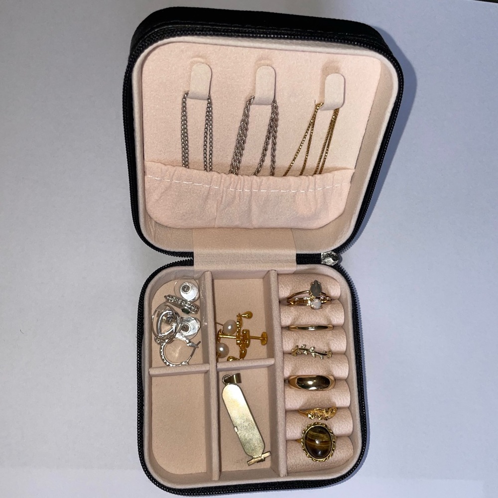 SALE!!!Jewelry Box Organizer - Picture 5 of 10